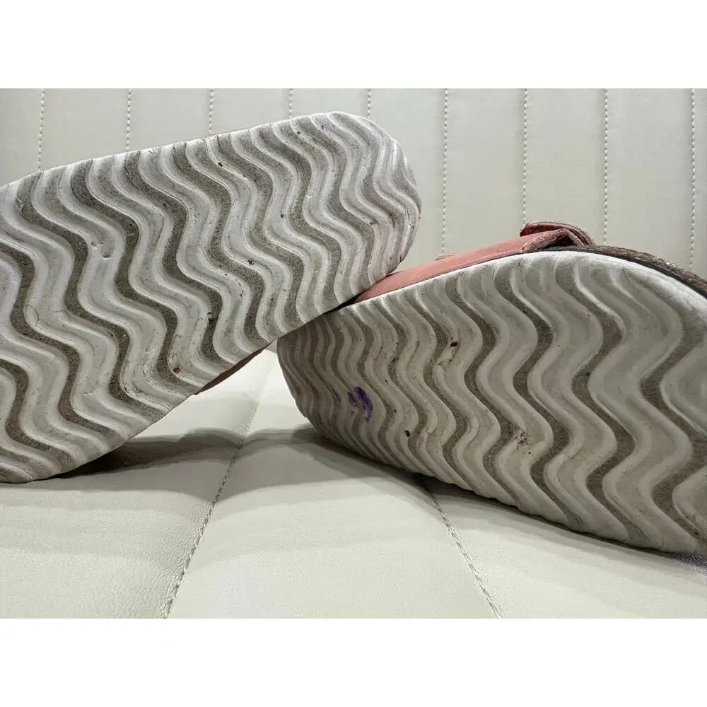 5/$15 Pink Buckle Sandles - 5C